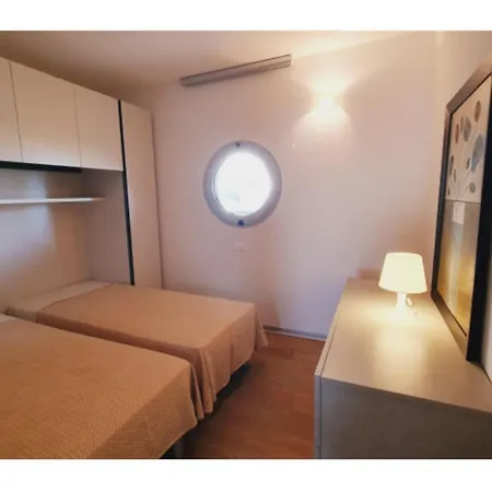 Modern Flat With Panoramic View *